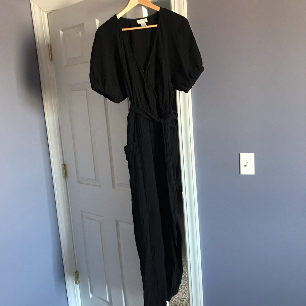 L*space BNWOT one piece tie strap black jumpsuit Size medium new jogger